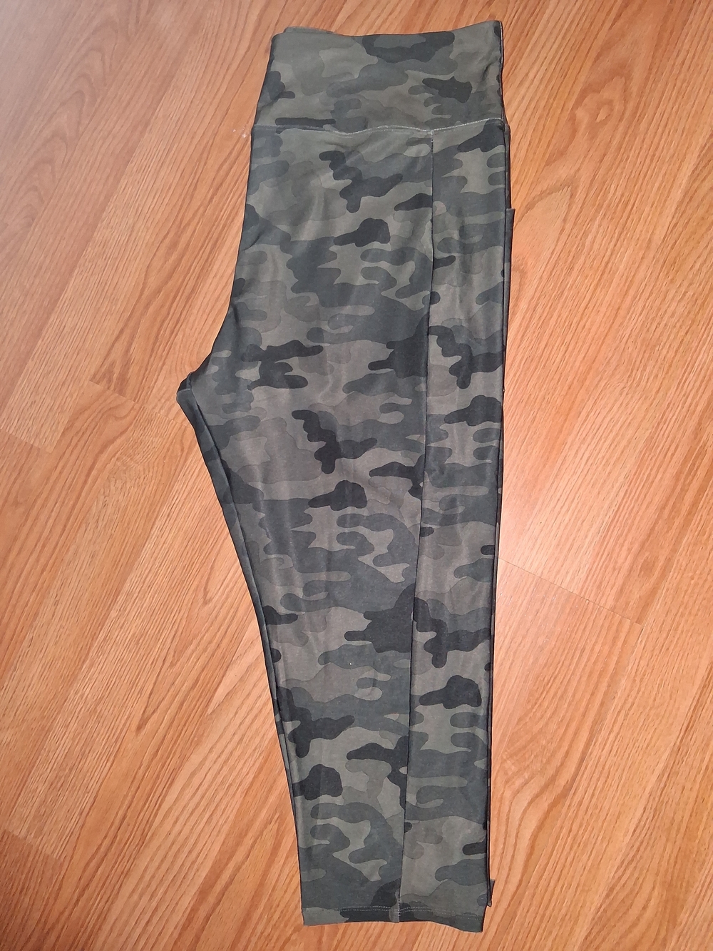 Zone Pro Women's Camo Leggings - Olive Green/Black